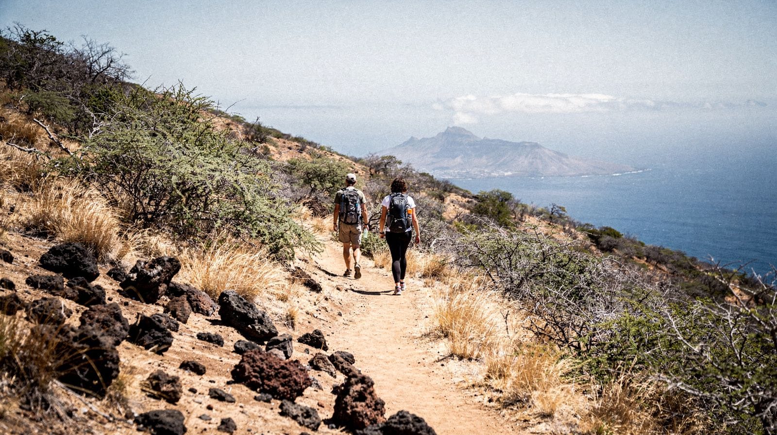 Lahaina Pali Trail: West Maui's Panoramic Coastal Hike