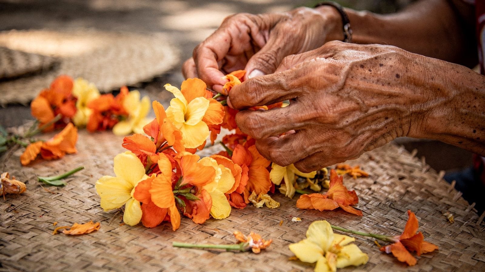 Lei-Making Class in Maui: What to Expect