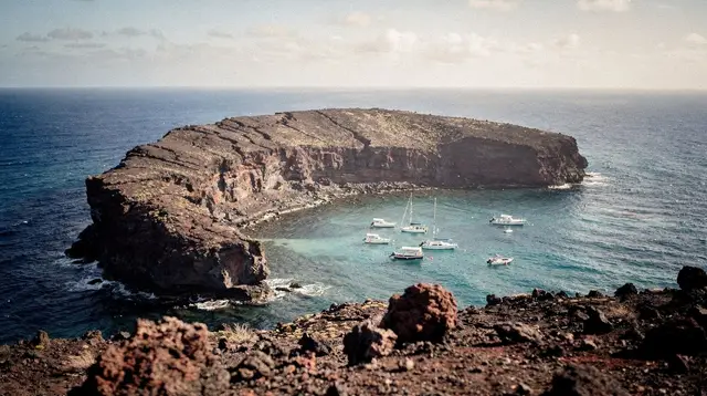 Molokini Snorkel Tour from Wailea